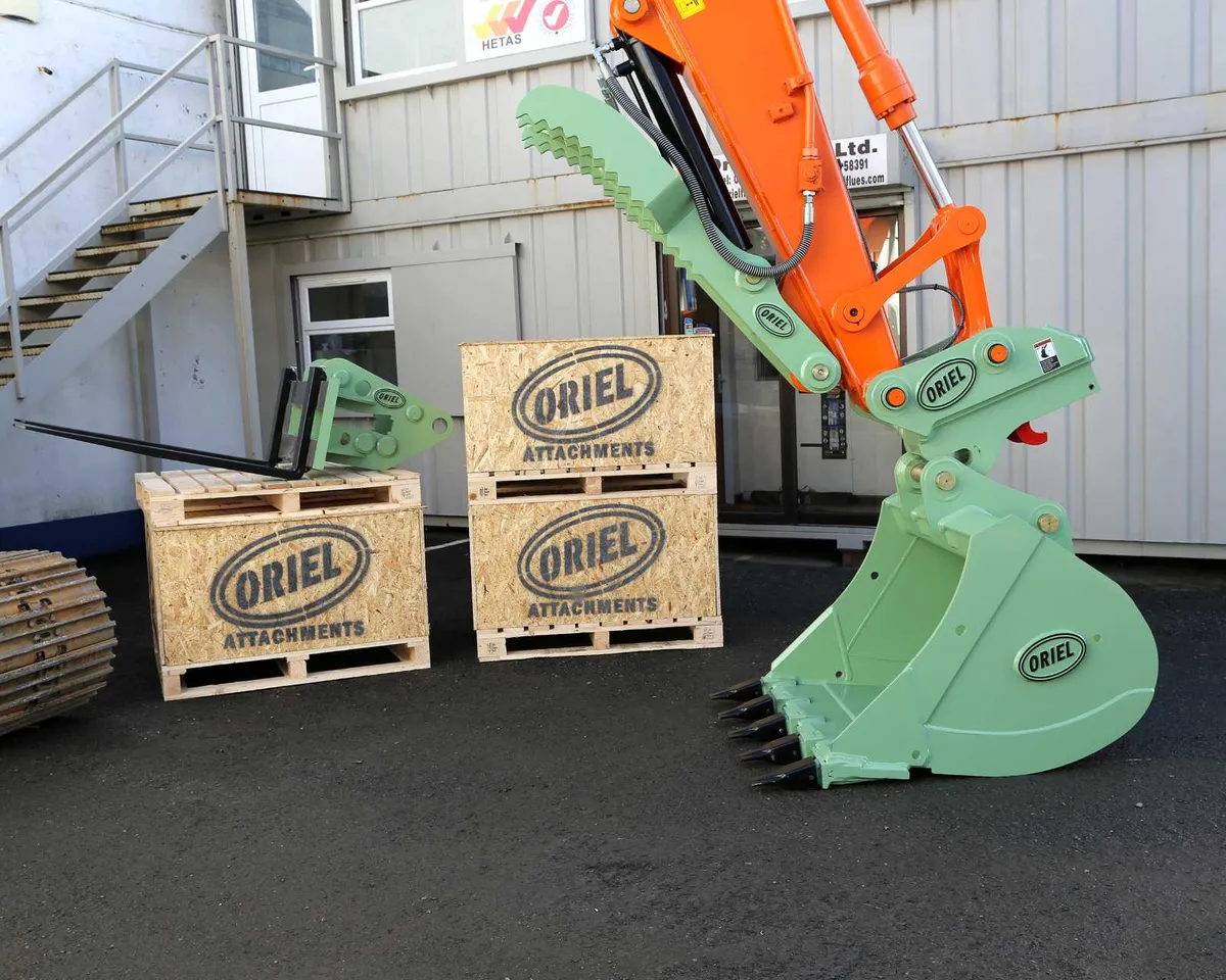 Excavator Attachments - Image 3