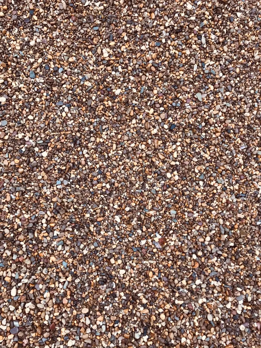 Coloured gravel - Image 1