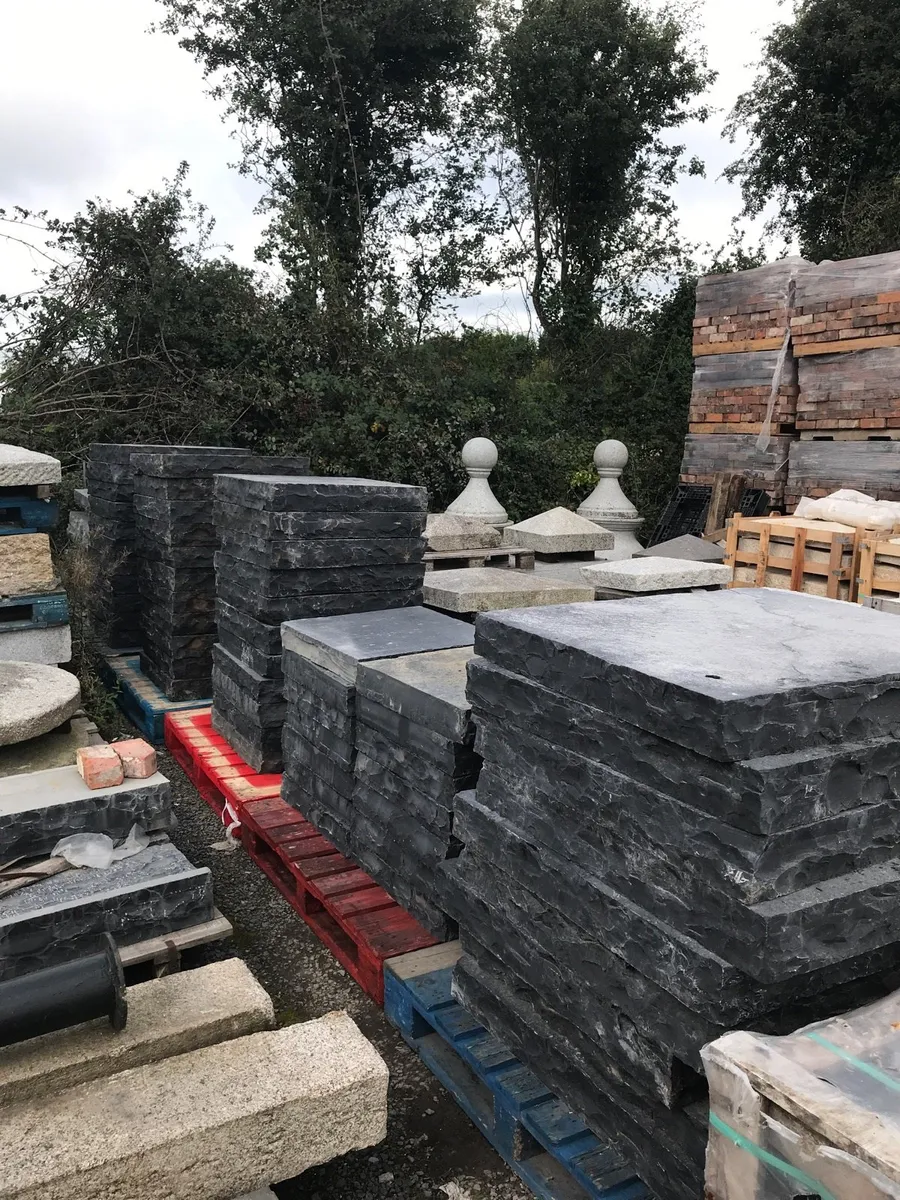 Limestone Pier Caps - Image 1