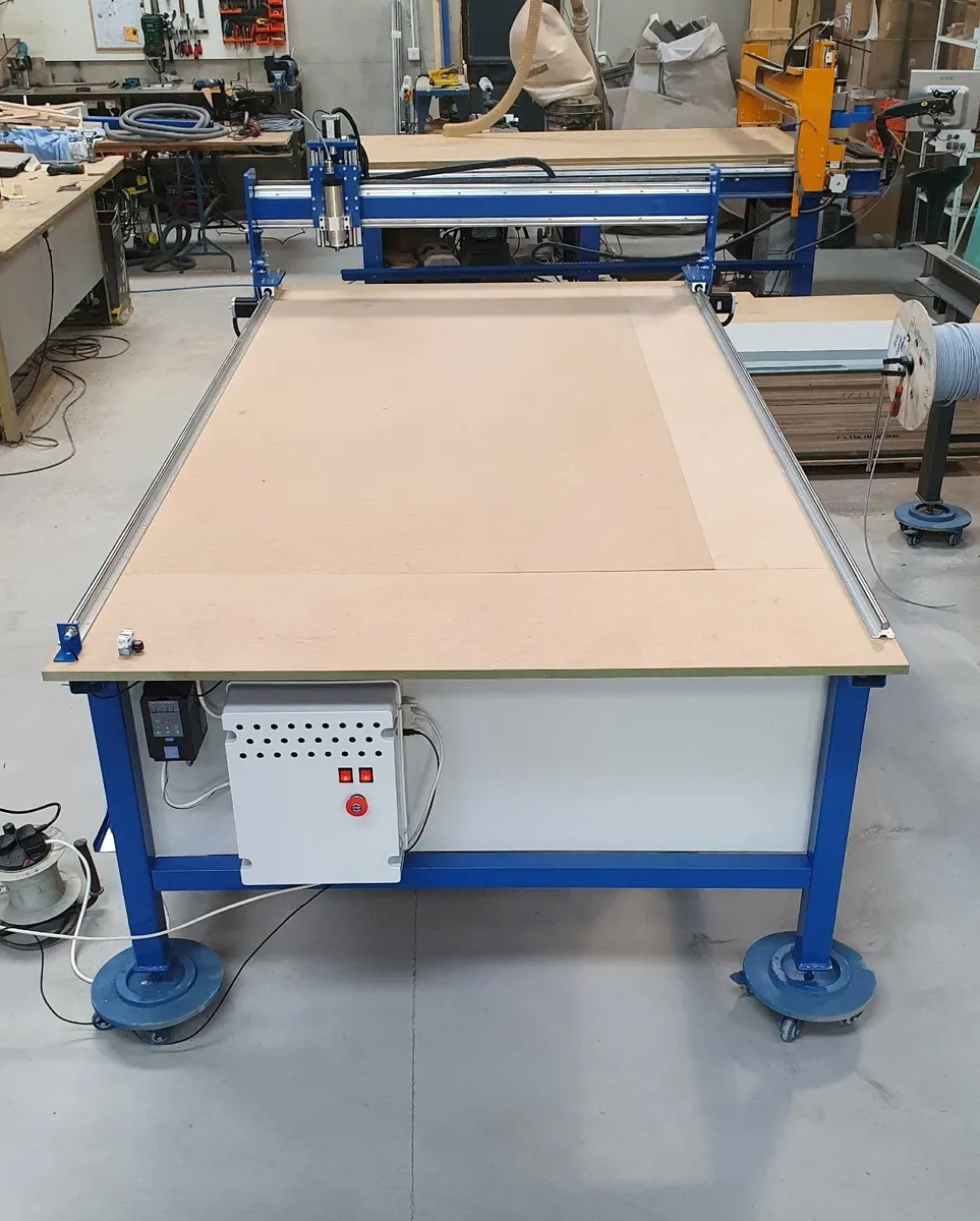CNC 8x4 router machine - Image 2