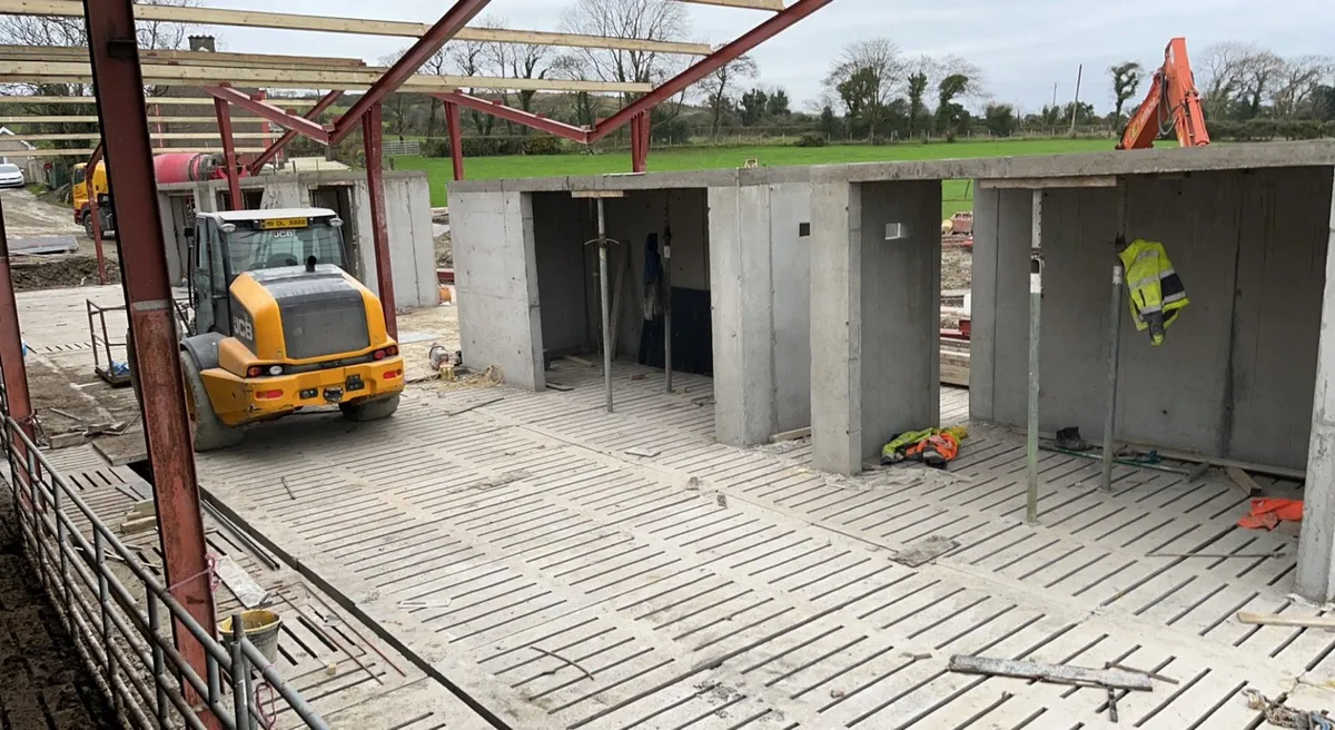 Shuttering,tanks,sheds,concrete,milking parlous - Image 1