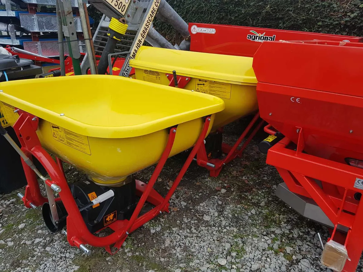 Fertiliser spreaders - Image 2