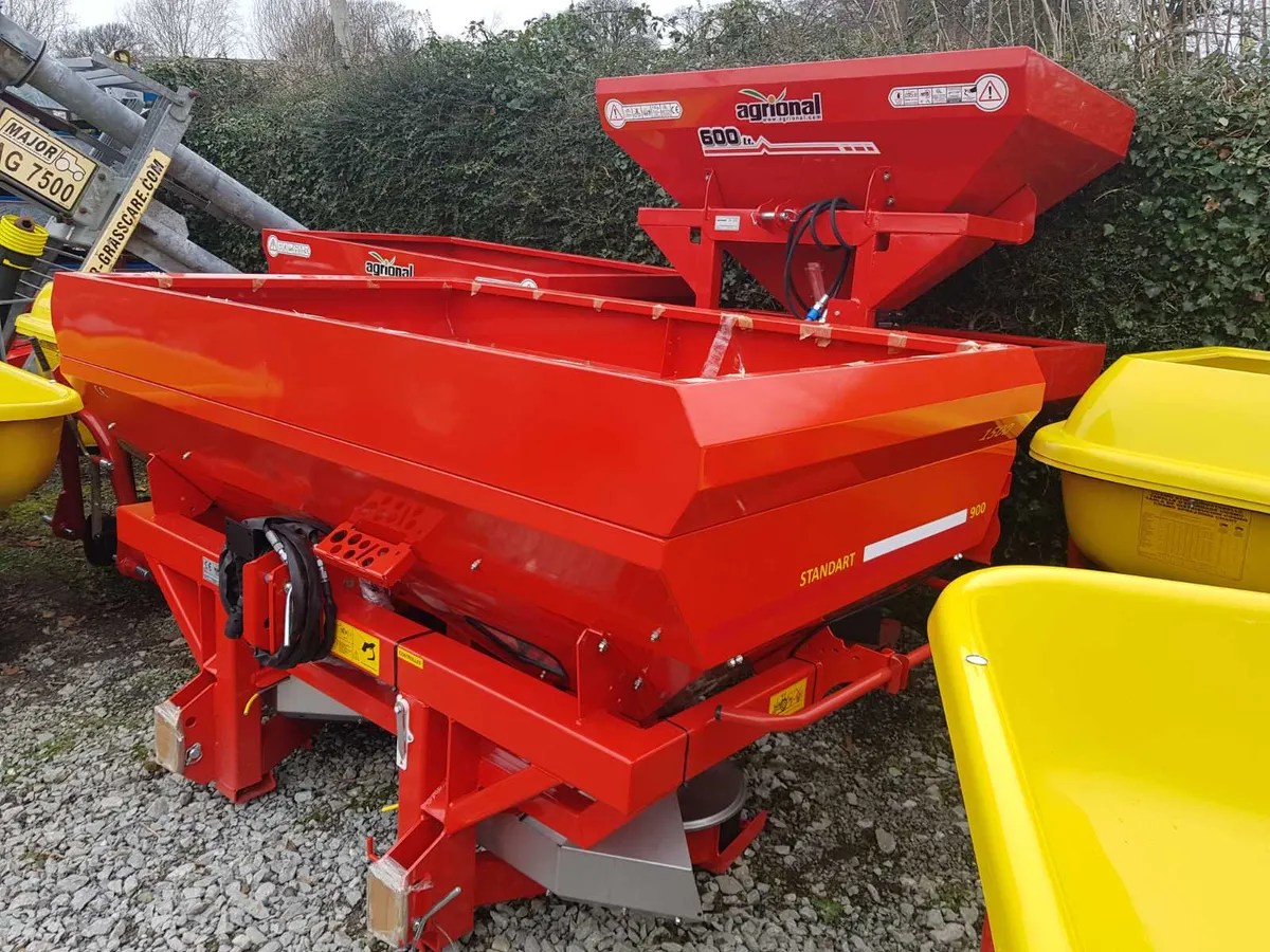 Fertiliser spreaders - Image 4