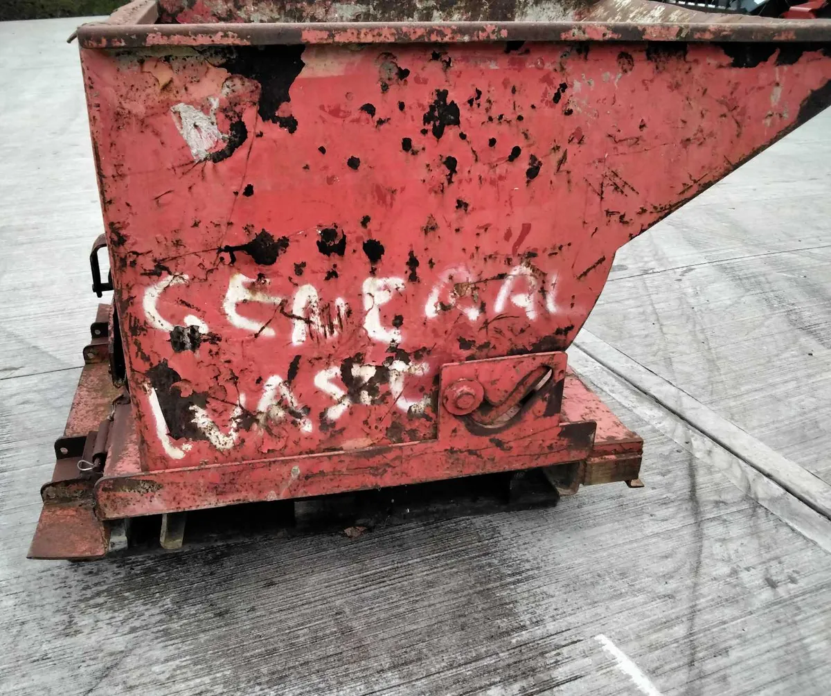 Waste Tipping Skip - Image 4