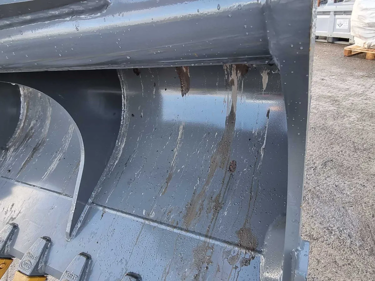 5ft Heavy duty ditching bucket with 8 teeth - Image 3