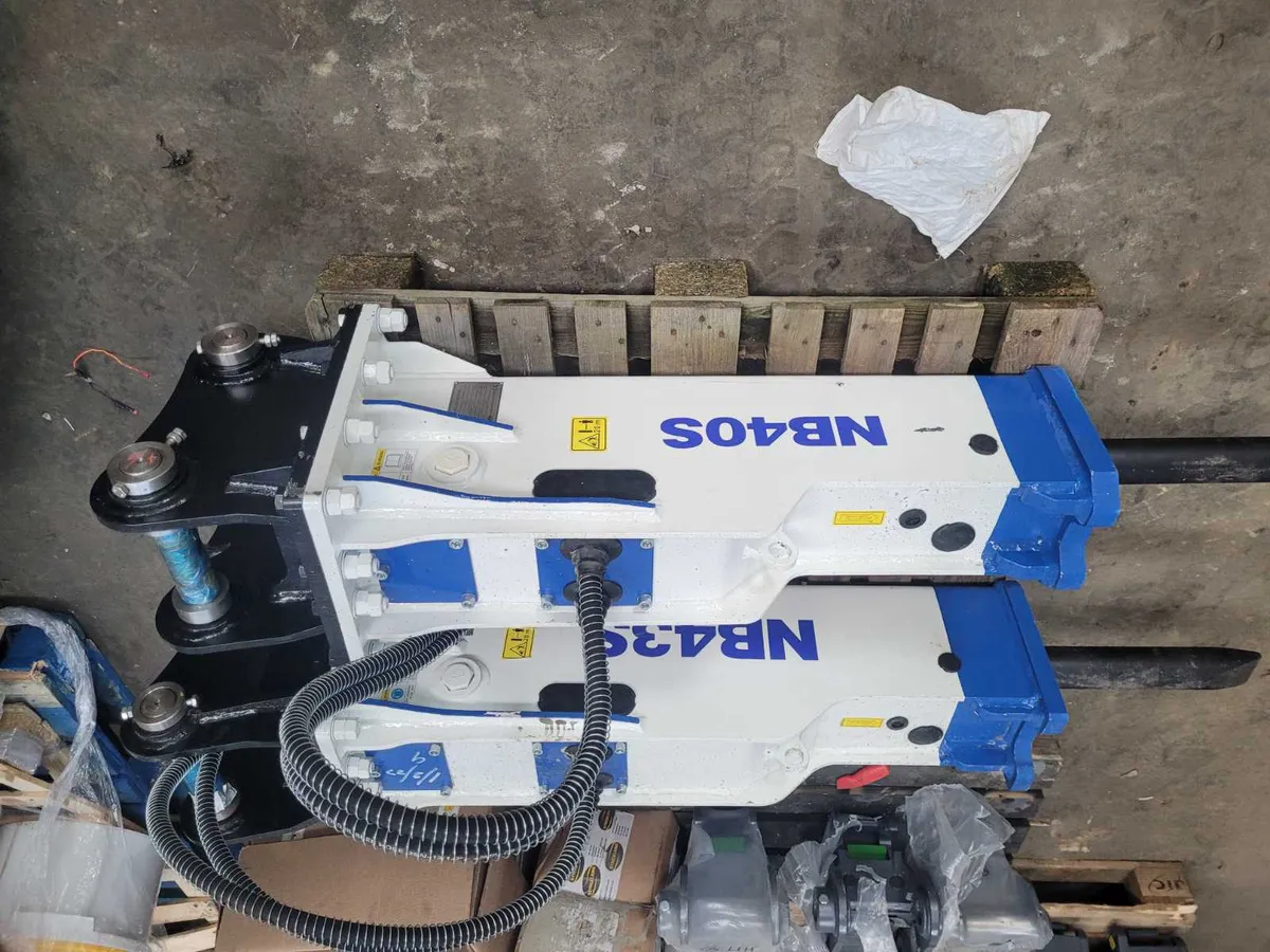 NEW ROCKBREAKER 8 TON - Image 1