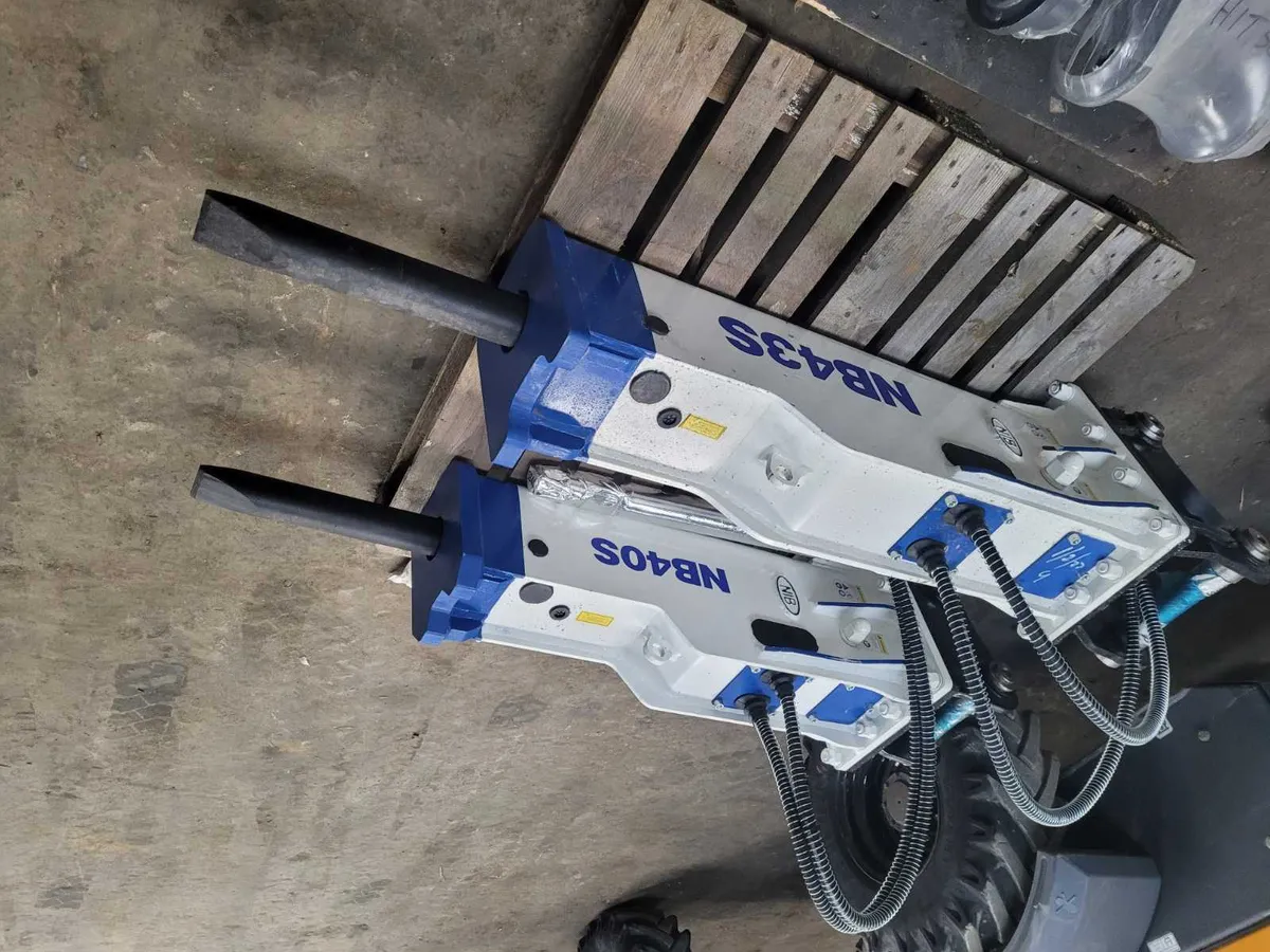 NEW ROCKBREAKER 8 TON - Image 3