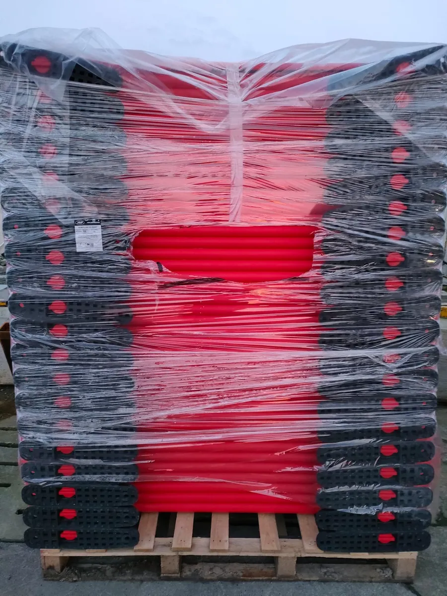 Cone signs  barrier 1 - Image 4