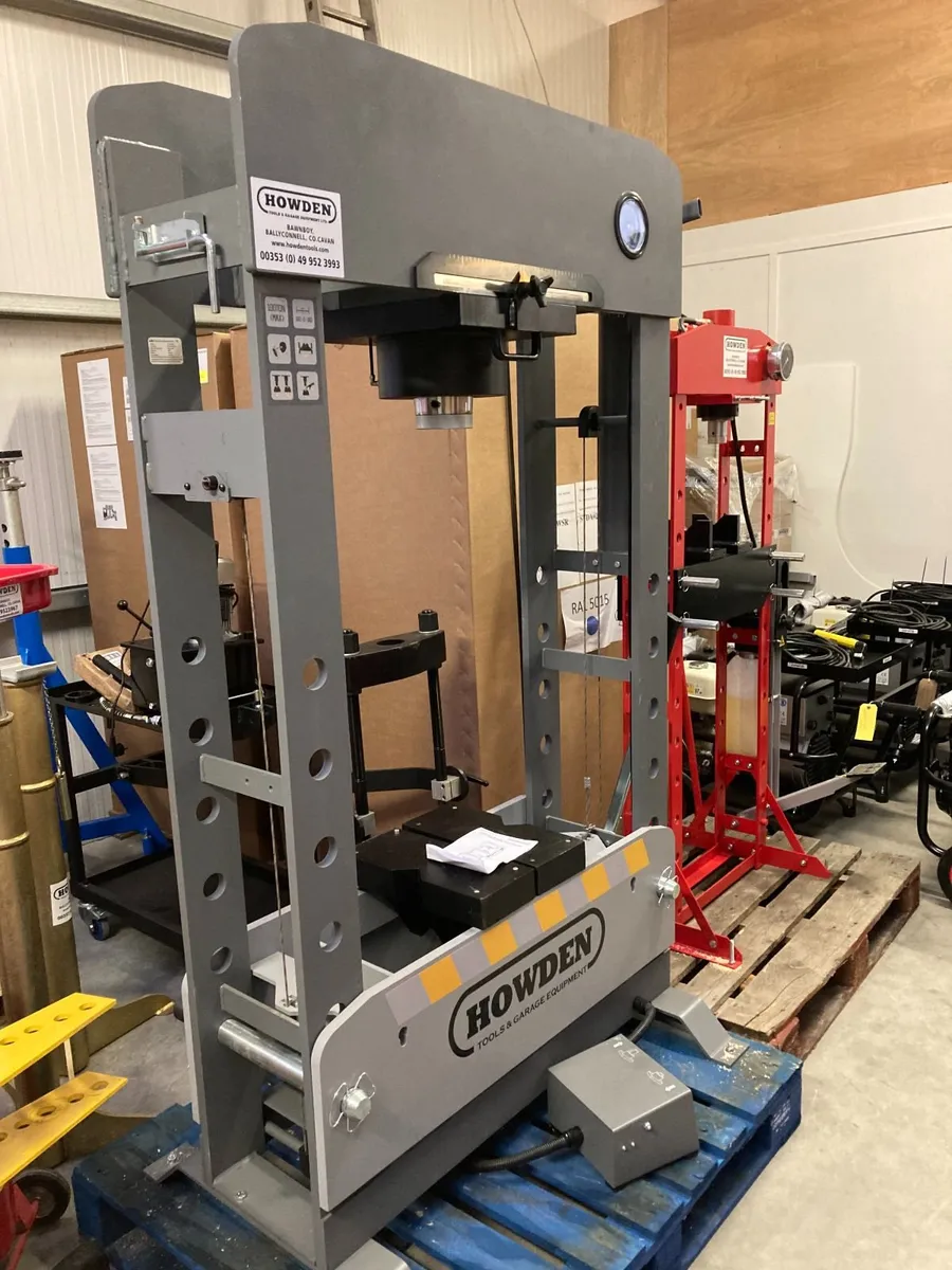 100T Shop Press - Image 1