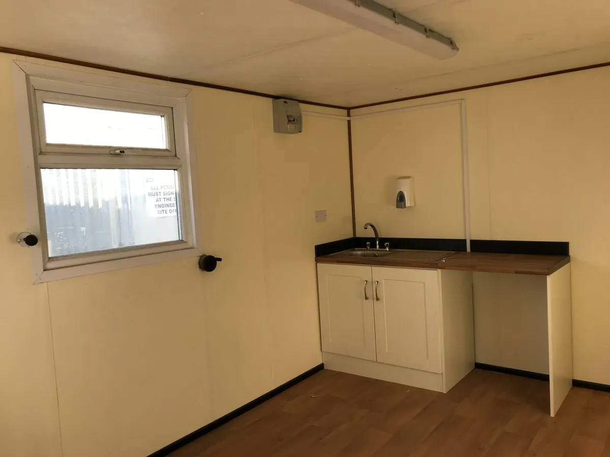 Welfare Unit Hire - Canteen - Toilet - Generator - Image 2