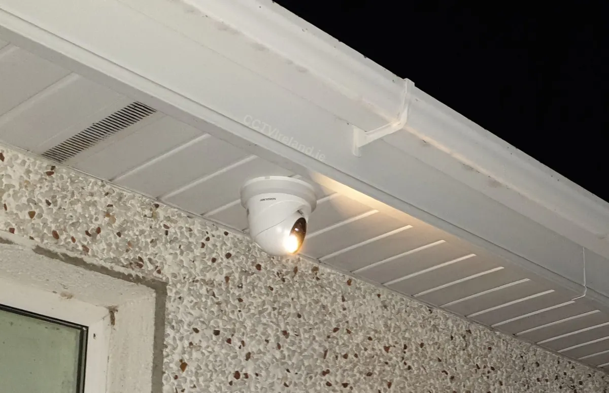 HIKVision 4MP IP ColorVu Camera with Ai and microphone - Image 4