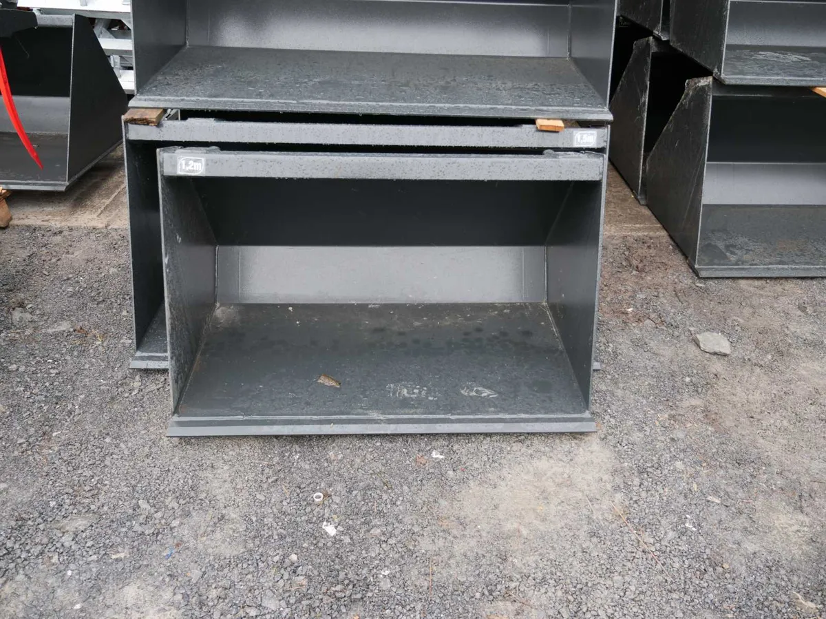 LOADER BUCKET - Image 1