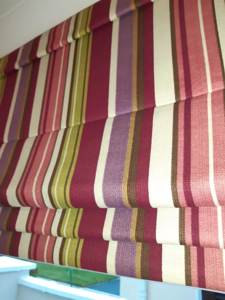 Roman Blind - Image 1