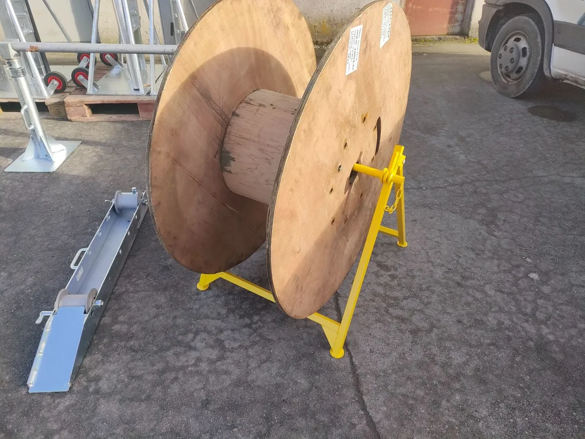 cable roller, drum stand cable jacks - Image 1