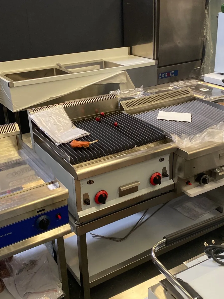 Sale New Frytac lava rock gas Charr grills - Image 2