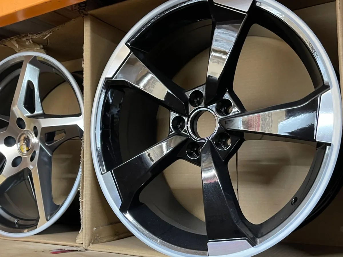 18” 5x112 ttrs gloss black