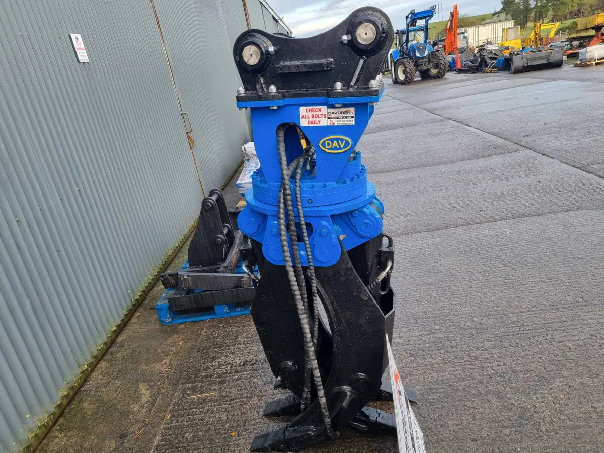 14t to 18t Hydraulic rotating grab - Image 3