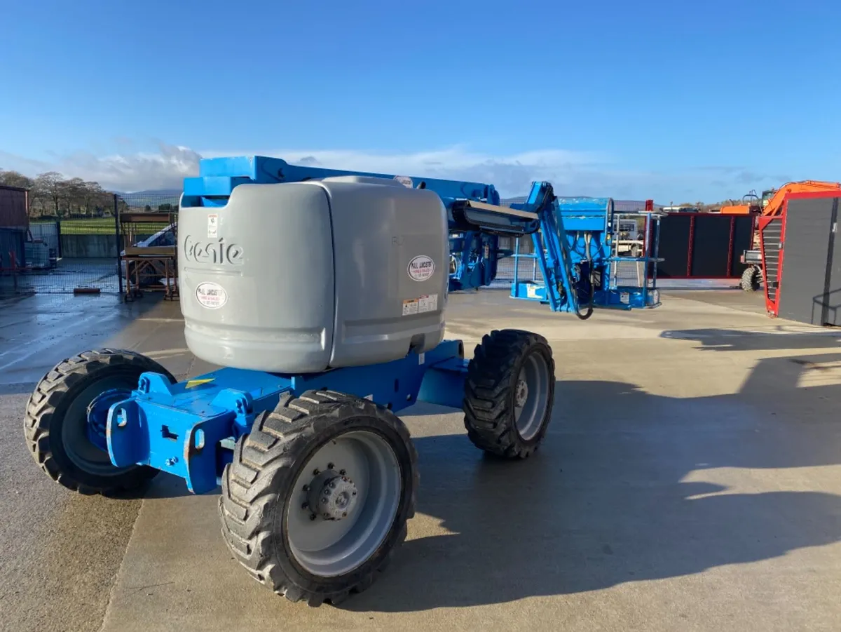 Genie 45 for hire - Image 4