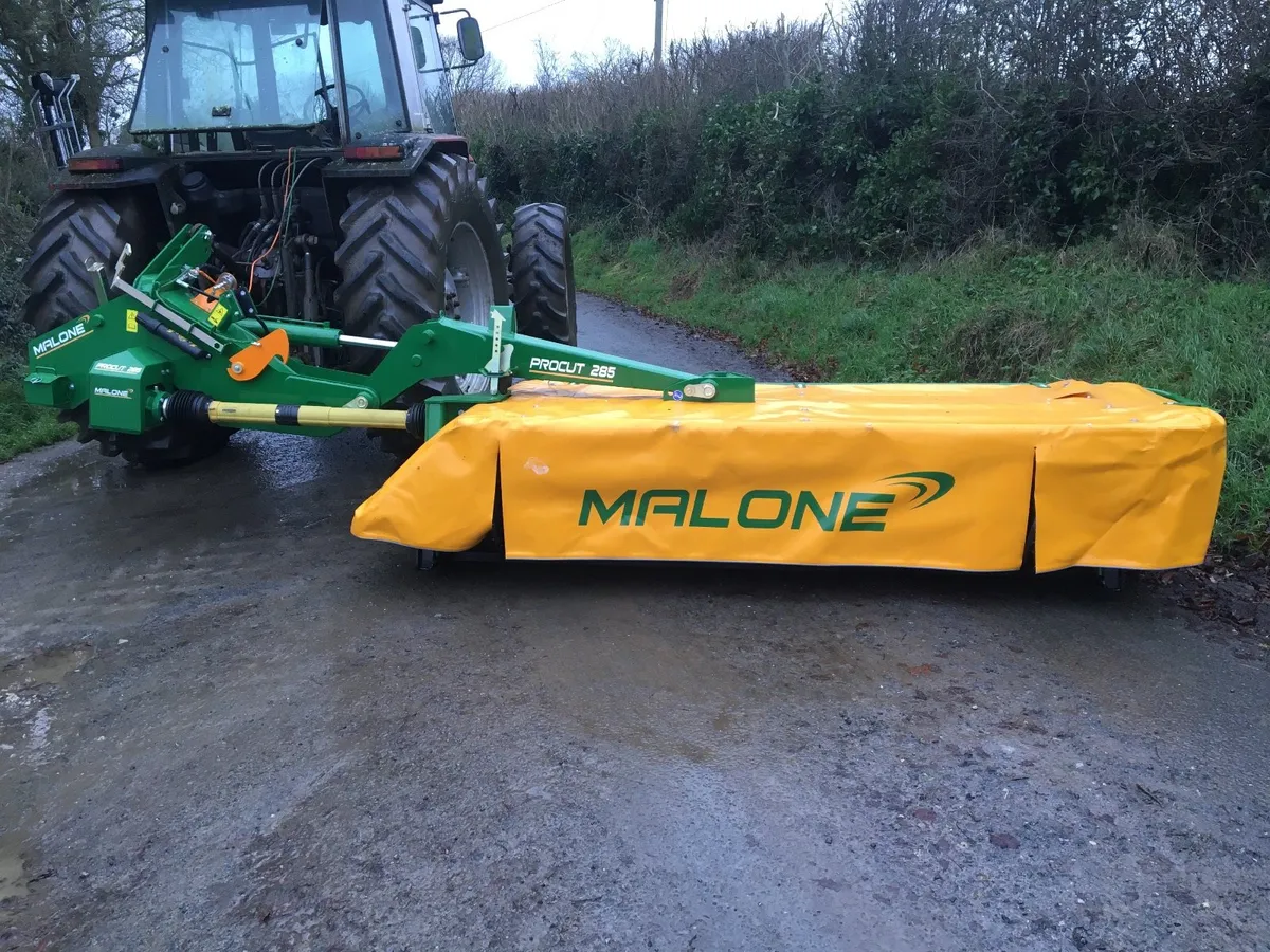 Malone pro cut center pivot mowers - Image 1