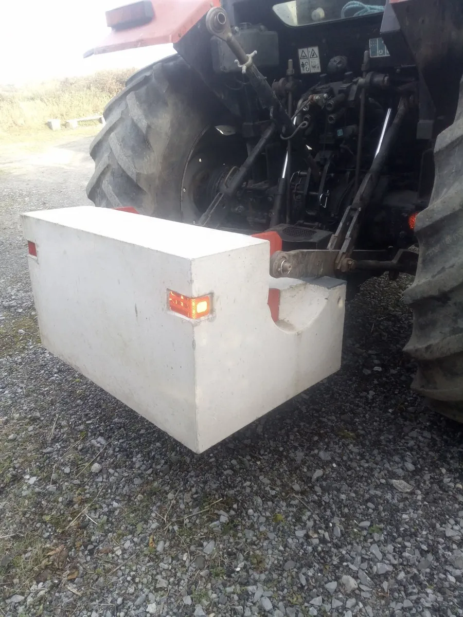 Tractor weight block - Image 3