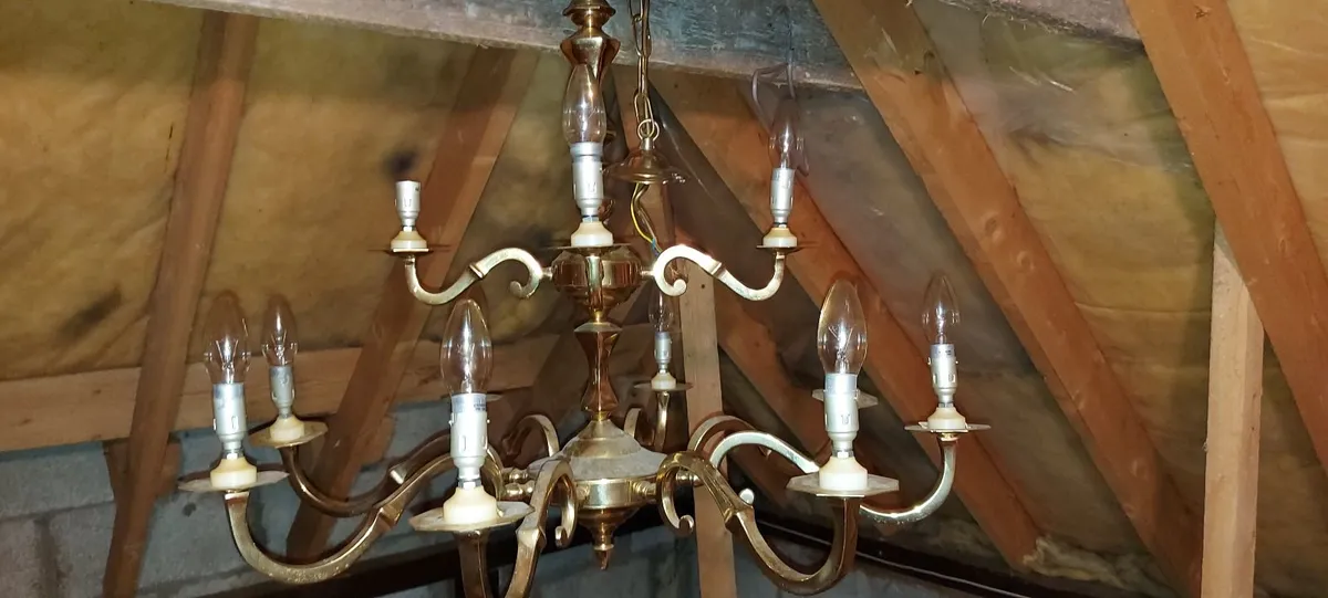 CHANDELIER, ANTIQUE STYLE - Image 2