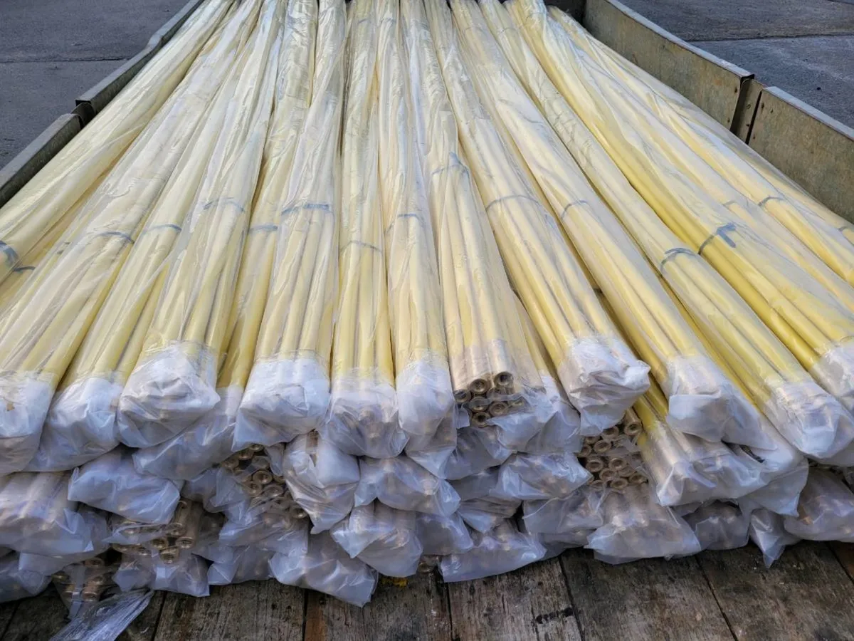 Cat 4 new & second hand - Image 3