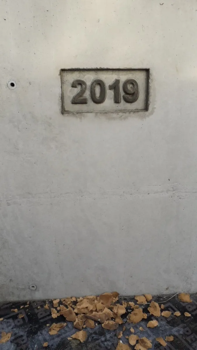 Shuttering concreting digger hire shed walls - Image 2