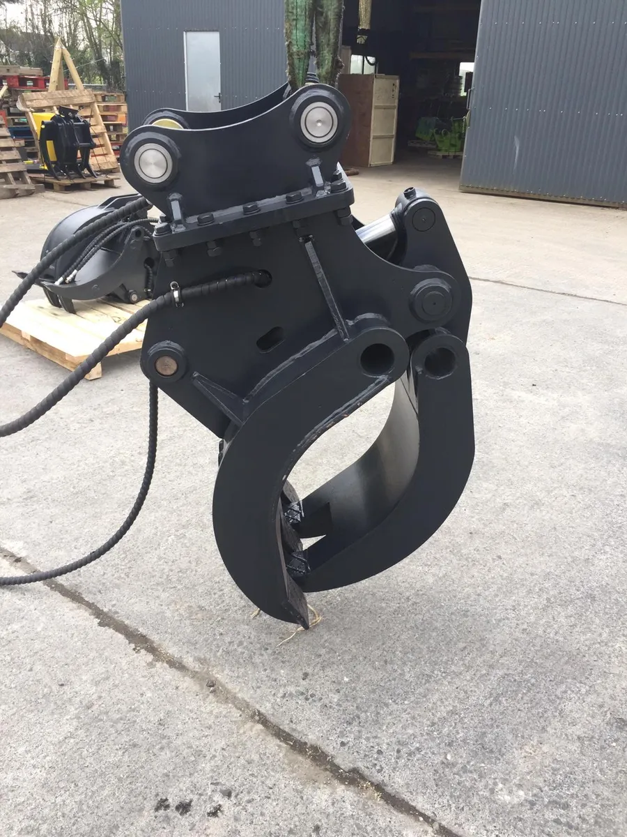 Digger grabs, buckets & all attachments - Image 3