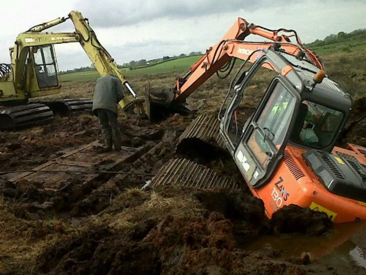 All your digger attachments one location!! - Image 2