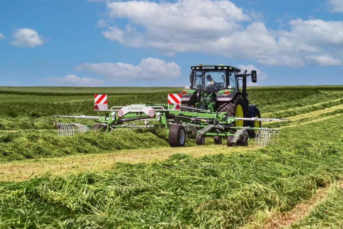 SaMASZ Z2-780 Two Rotor Rotary Rake - Image 1