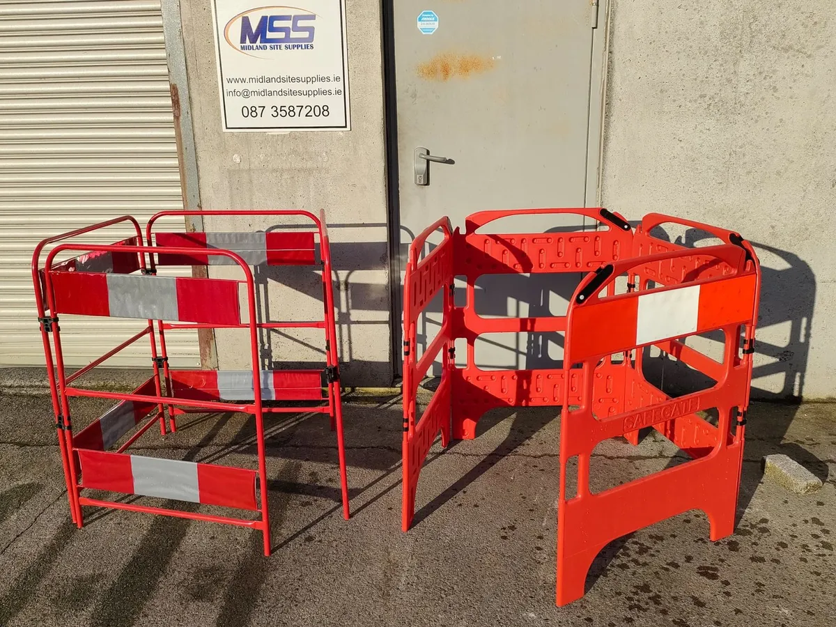 Barrier cones at midland site supplies - Image 3