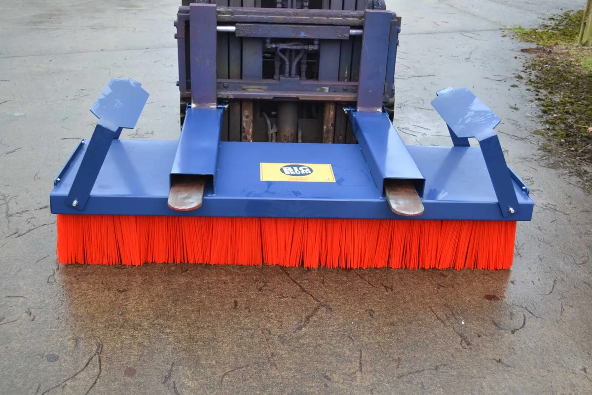 Forklift/Telehandler Yard Sweeper Brush - Image 4
