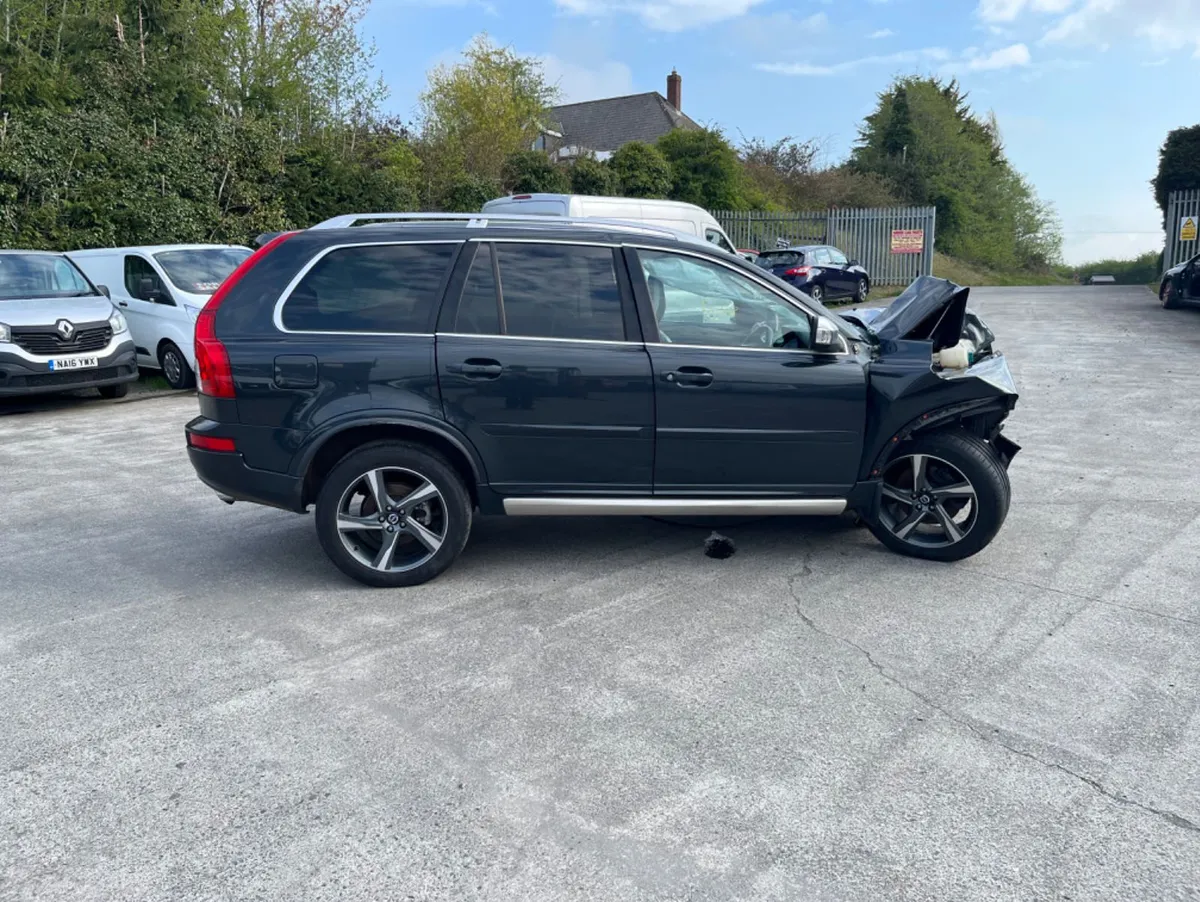 2013 Volvo XC90 2.4 D5 Auto 7 seater - Image 2