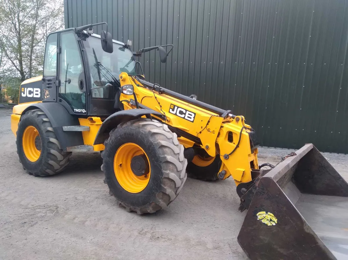 JCB 310 - Image 1