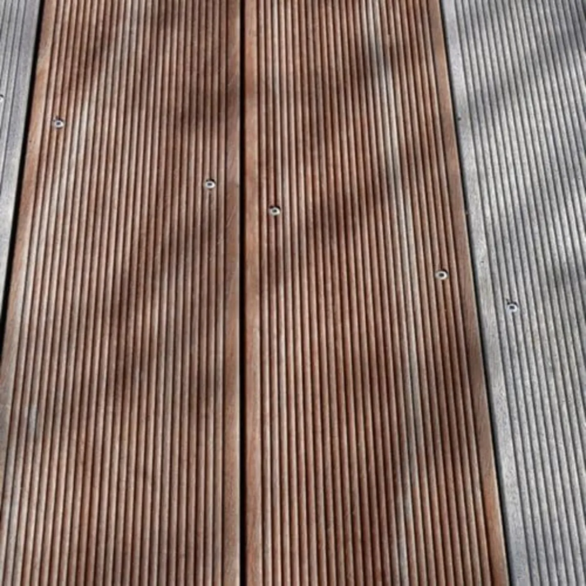 COMPOSITE WOOD Colour Enhancer, Reviver& Protector - Image 1