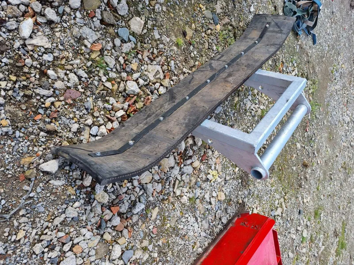 Yard scraper - Image 1