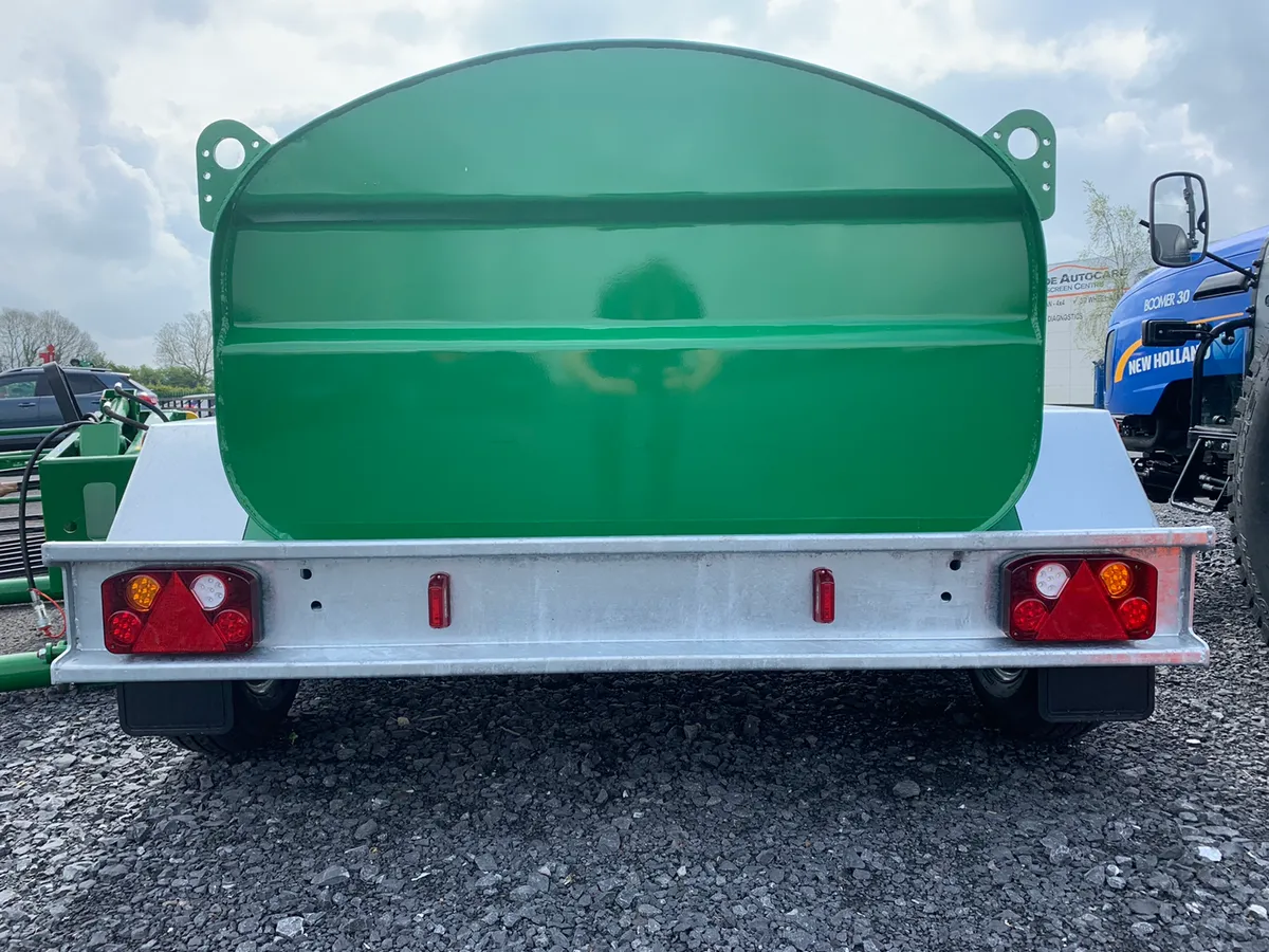 Cashels Fuel Bowser - Image 3