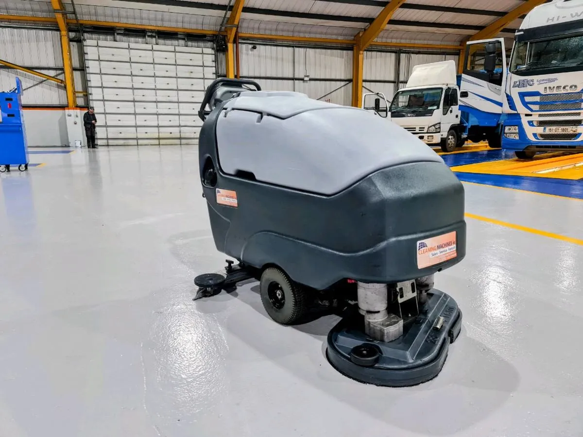 Nilfisk SC8000 Scrubber-dryer fully reconditioned - Image 1