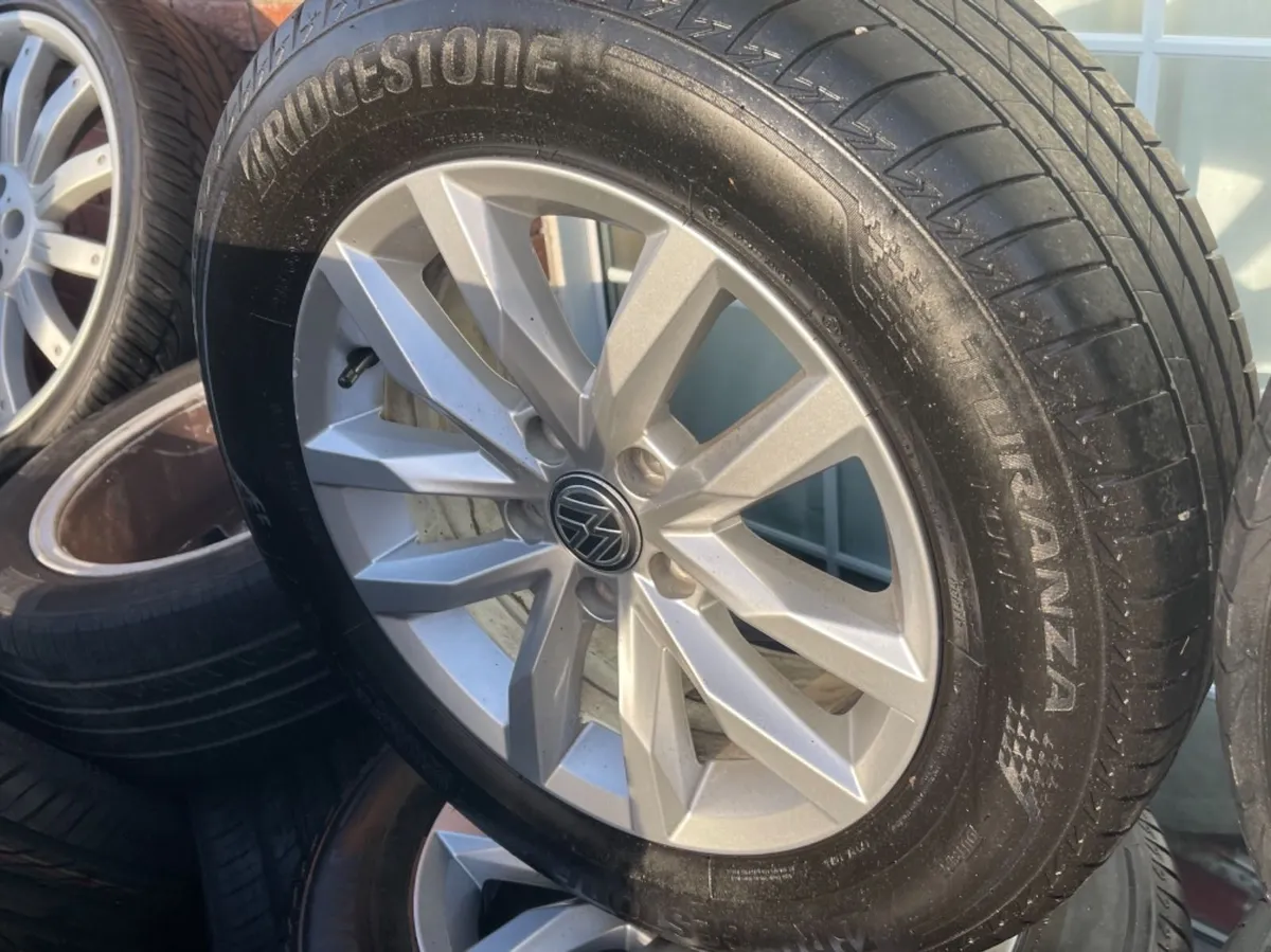 17” highline alloys & tyres 5x112