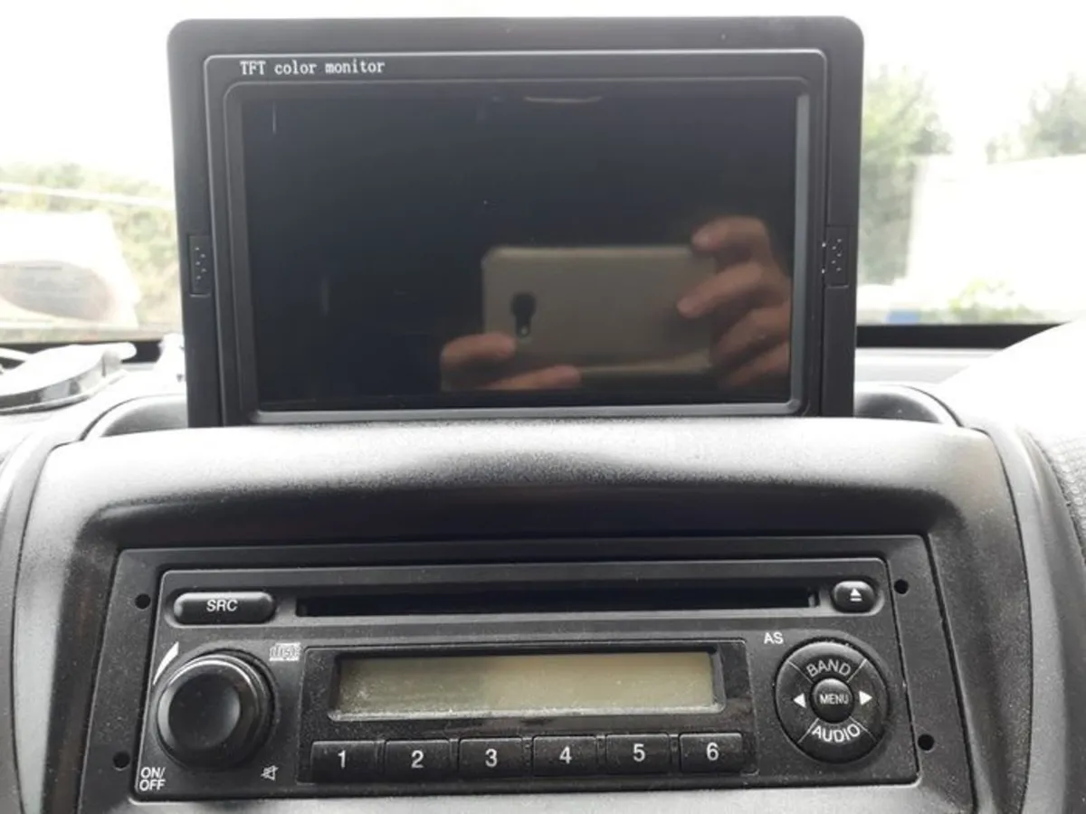 reversing camera - Image 1