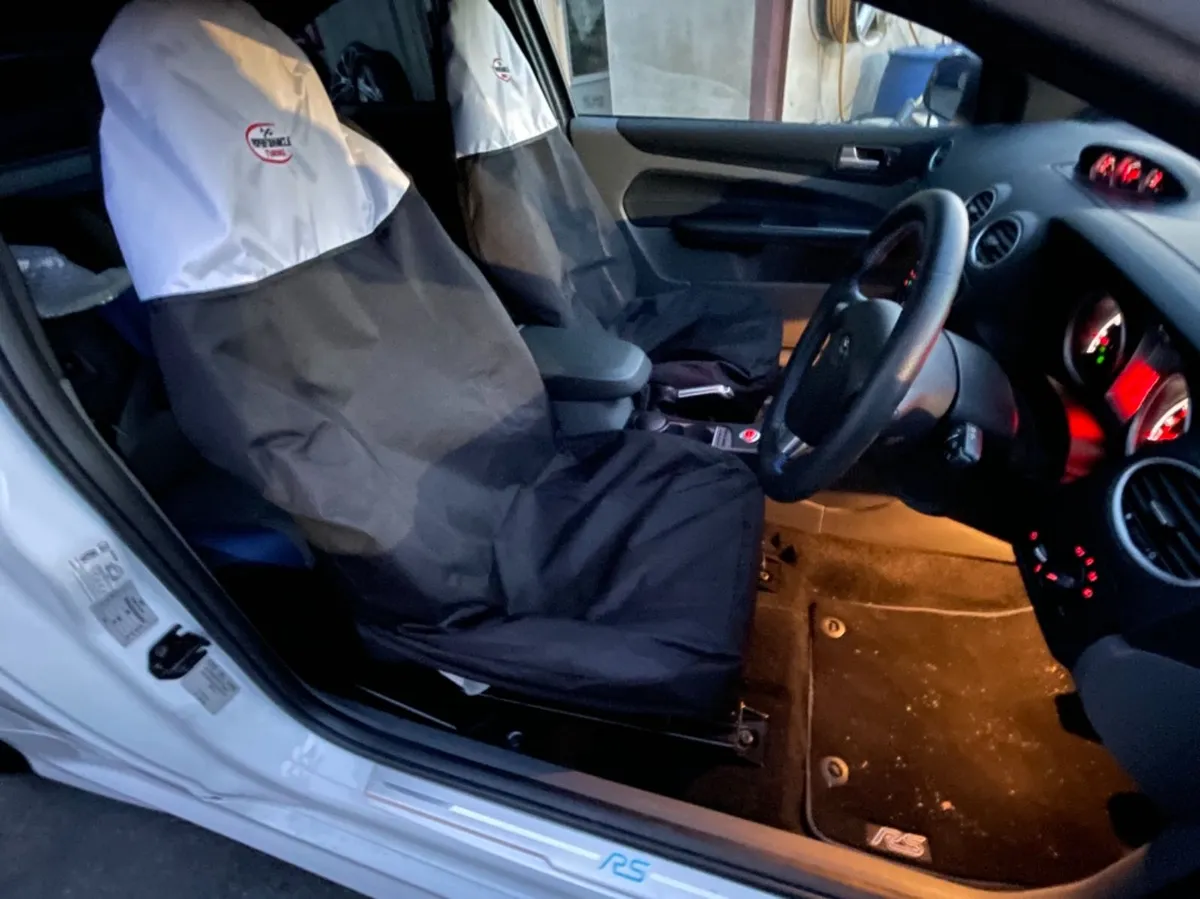 New white / black universal seat covers @ Fk - Image 2