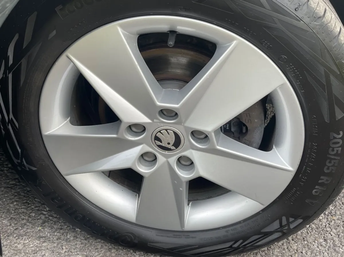 16” Skoda alloys 5x112 & Tyres - Image 1