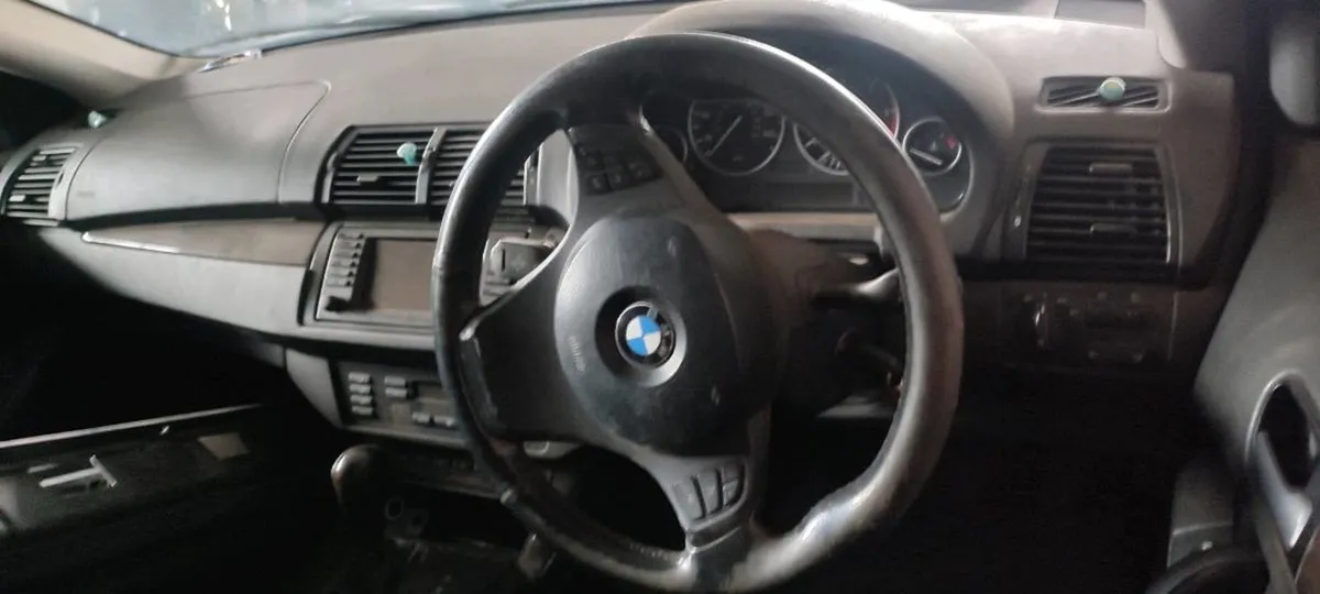 BMW X5 BREAKING 3.0 DIESEL - Image 4