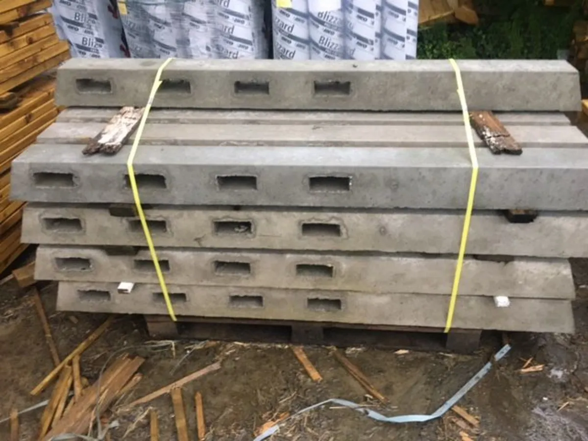 Concrete fencing posts for sale All types - Image 1
