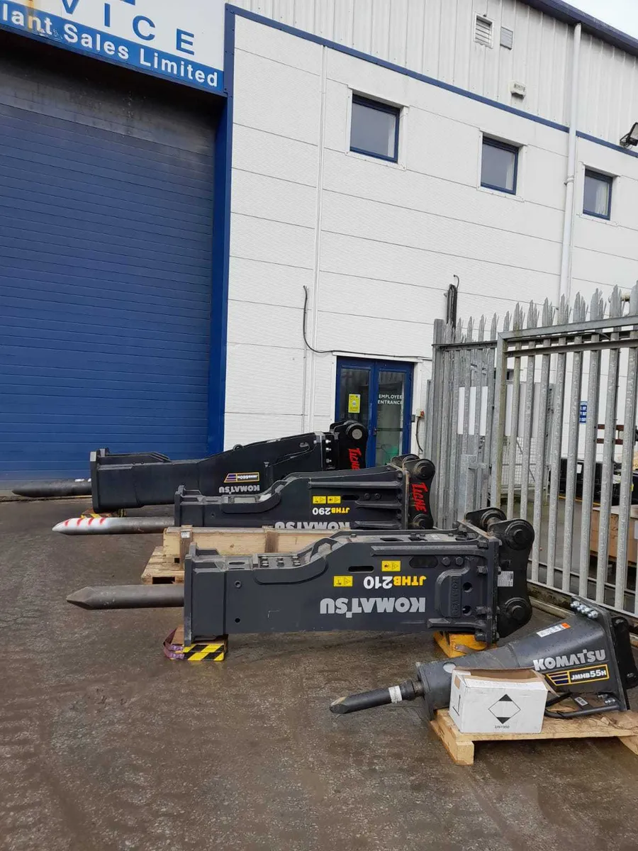 (NEW) Rock Breakers - Image 2