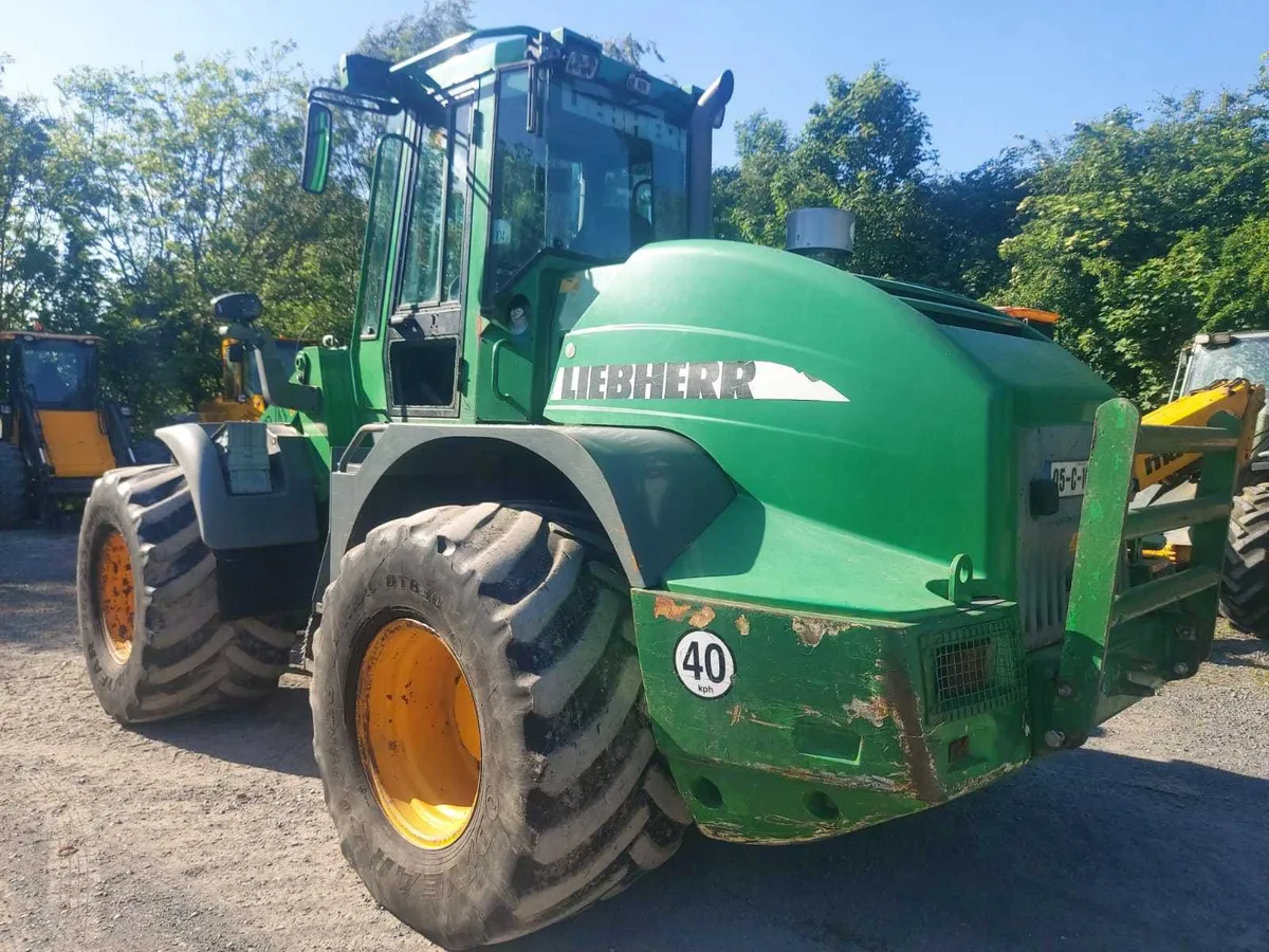 Liebherr 534 loading shovel - Image 3
