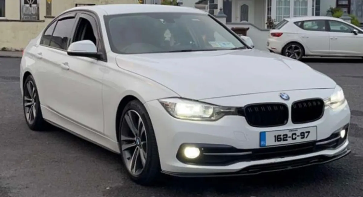 Upgrade to led headlight bulbs at fk - Image 1