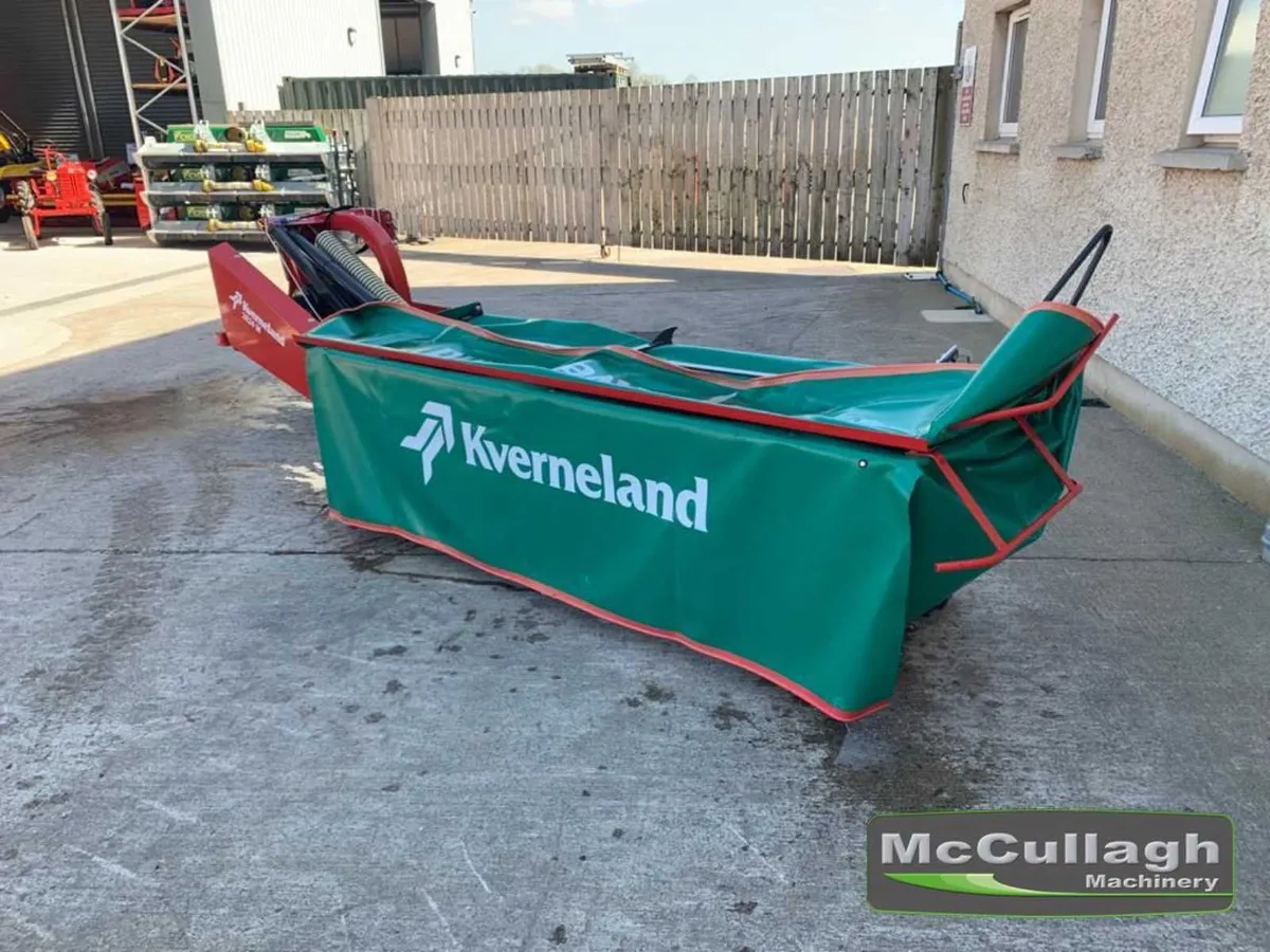 New Kverneland 2624 8ft Disc Mower - Image 1