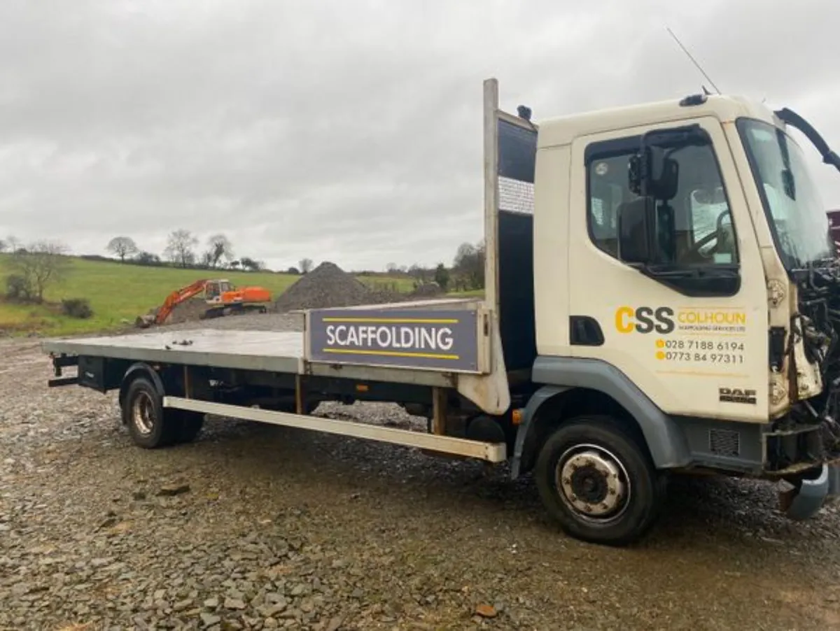 2009 DAF LF 45 4.4  flat bed - Image 1