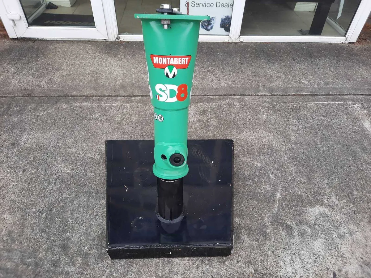 New Montabert SD8 Rock breaker - Image 1